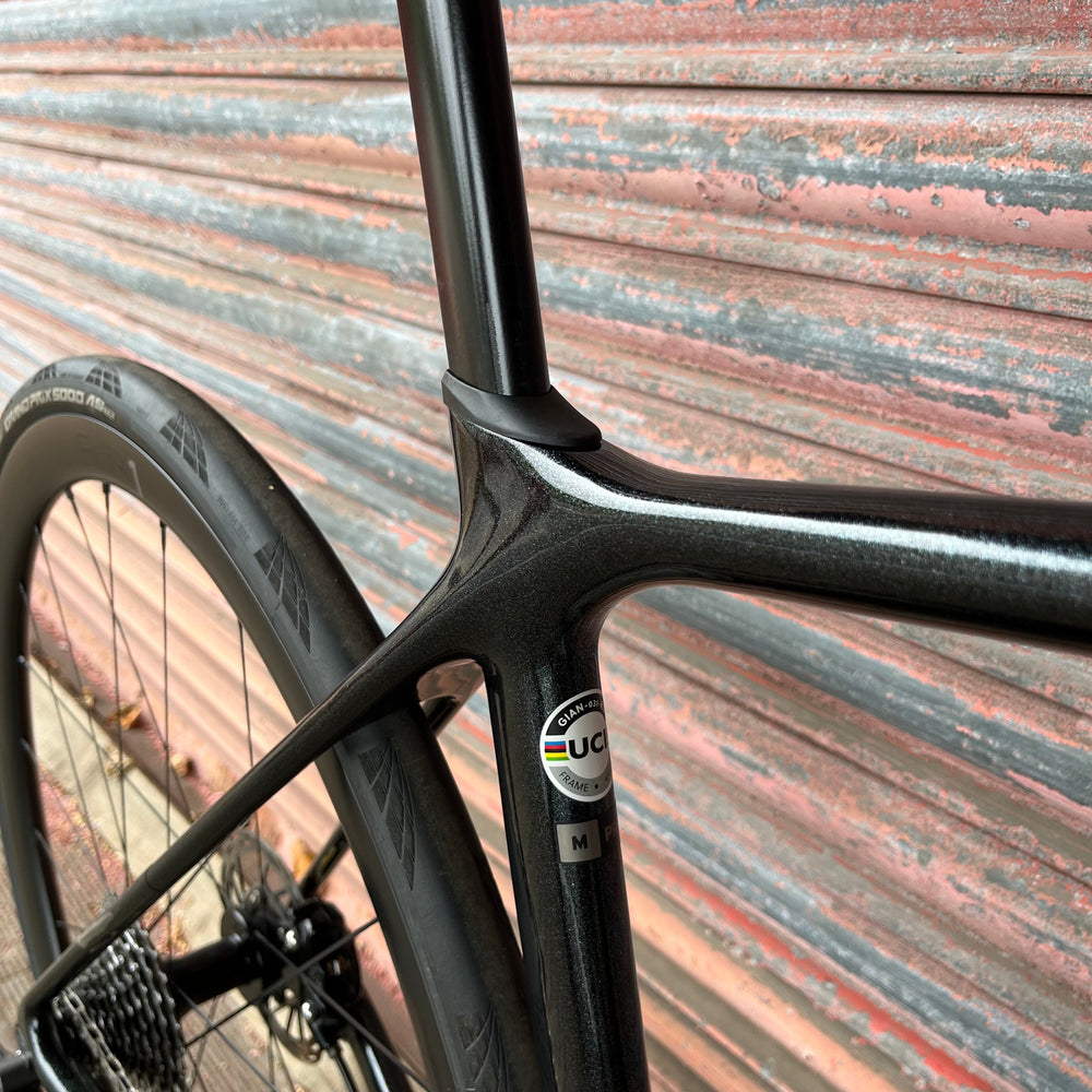Giant TCR Advanced Pro 1 SRAM AXS 12 Speed