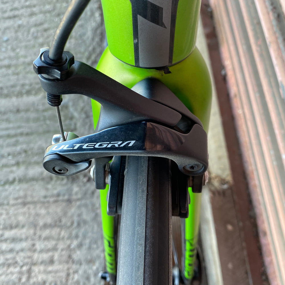 Giant TCR Advanced Pro Ultegra Carbon Road Bike - M/L 56cm