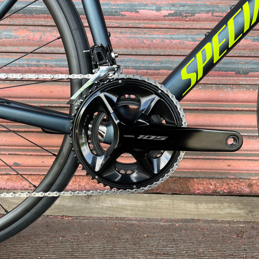 Specialized Tarmac SL6 Shimano 105 12sp Disc Carbon Road Bike - 56cm