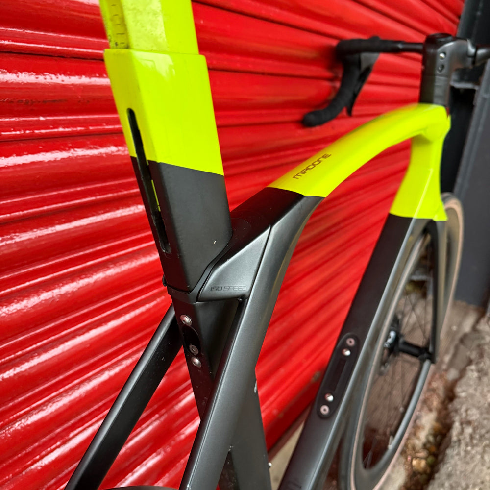 Trek Madone SL Dura Ace Di2 Aero Carbon Disc Road Bike - 58cm