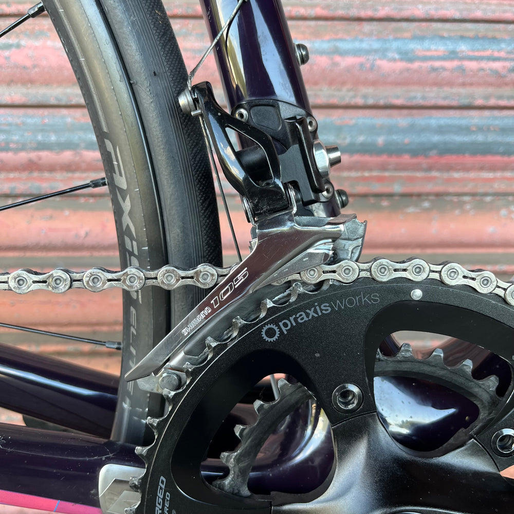 Specialized Roubaix Ruby Elite Shimano 105 Carbon Disc Road Bike