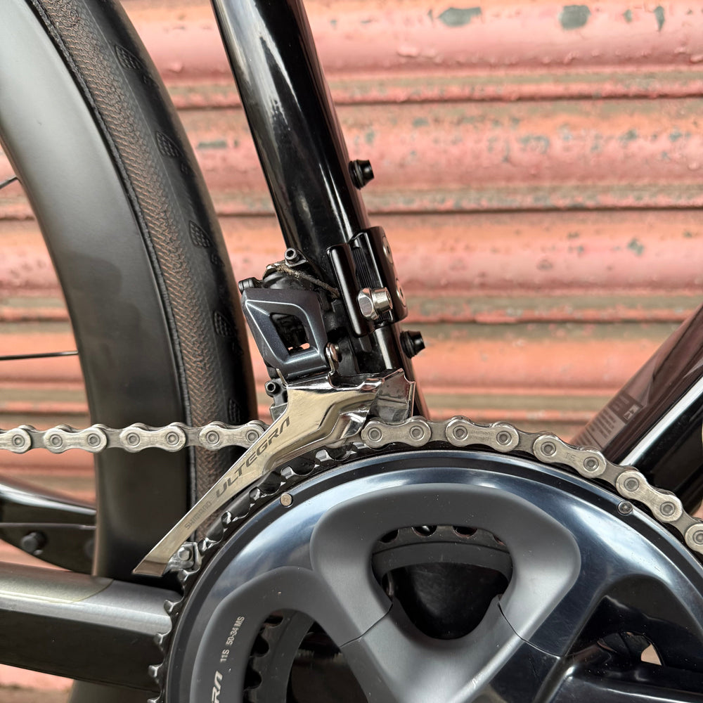 Giant Defy Advanced 1 Ultegra Carbon Endurance Road Bike - M/L 56cm