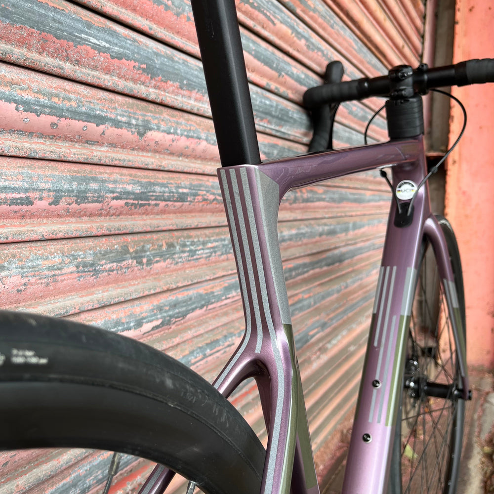 Cannondale SuperSix Evo Shimano 105 Carbon Disc Road Bike