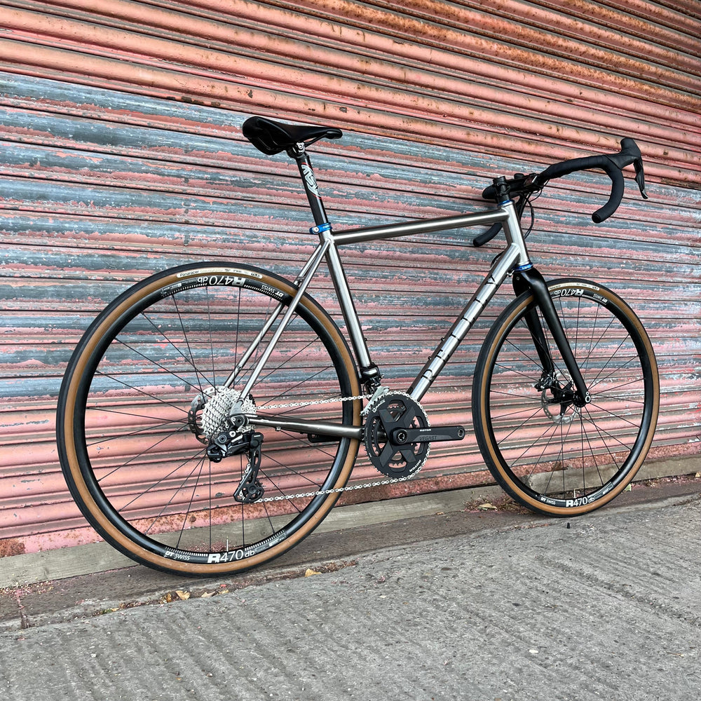 Reilly Spectre All-Road Ti Titanium Ultegra GRX Di2 Disc Road Bike