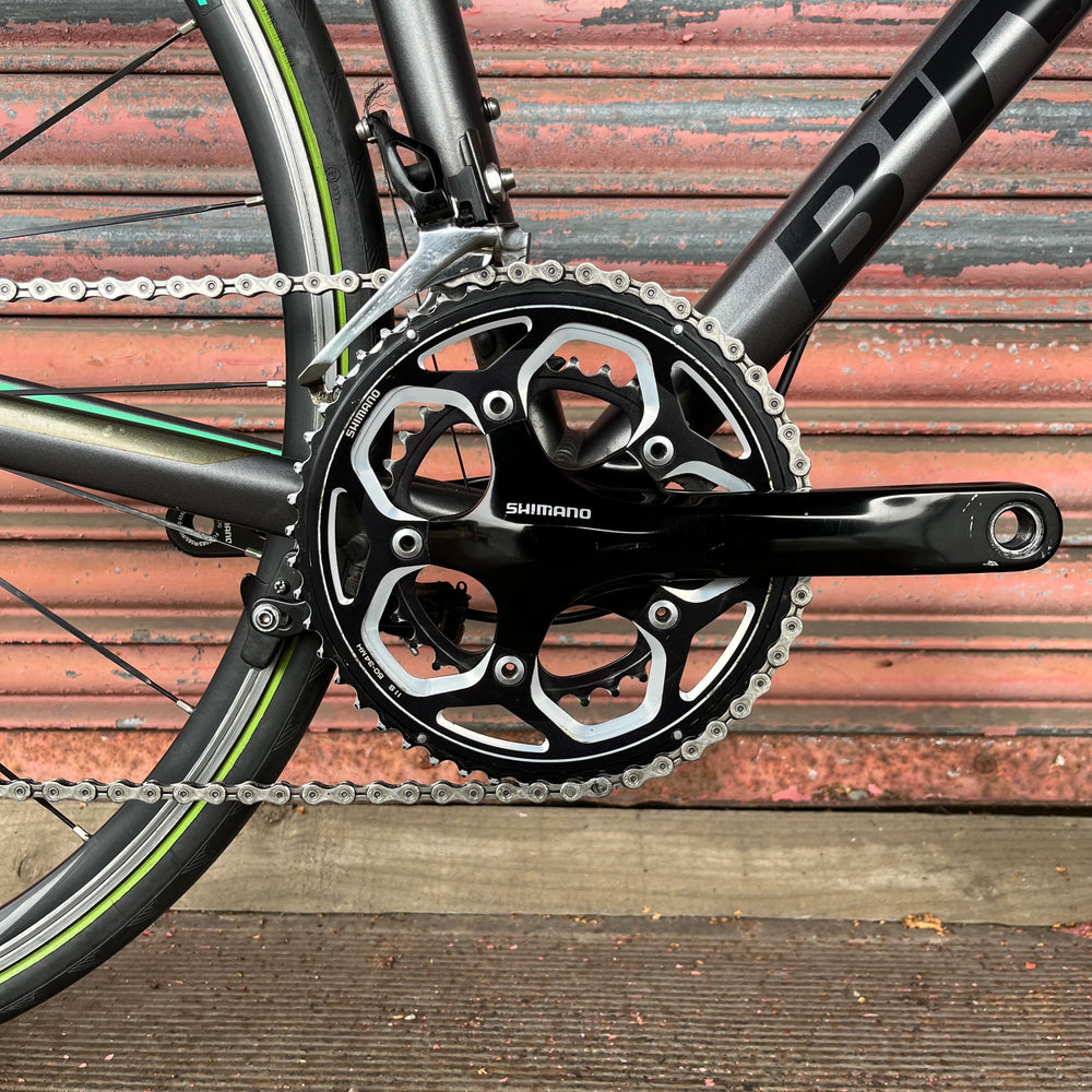 Btwin Ultra AF 700 Shimano 105 Aluminium Road Bike