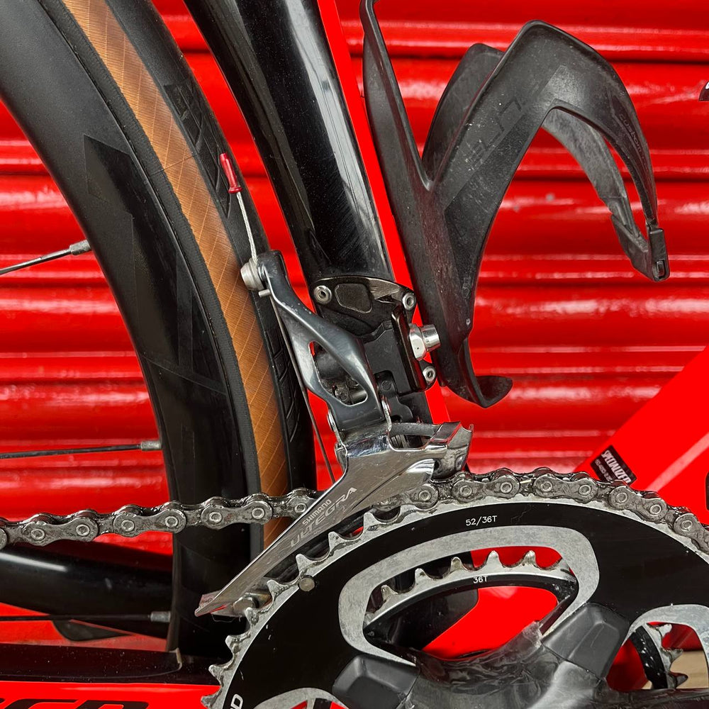 Specialized Venge Ultegra 6800 Carbon Disc Road Bike - 56cm