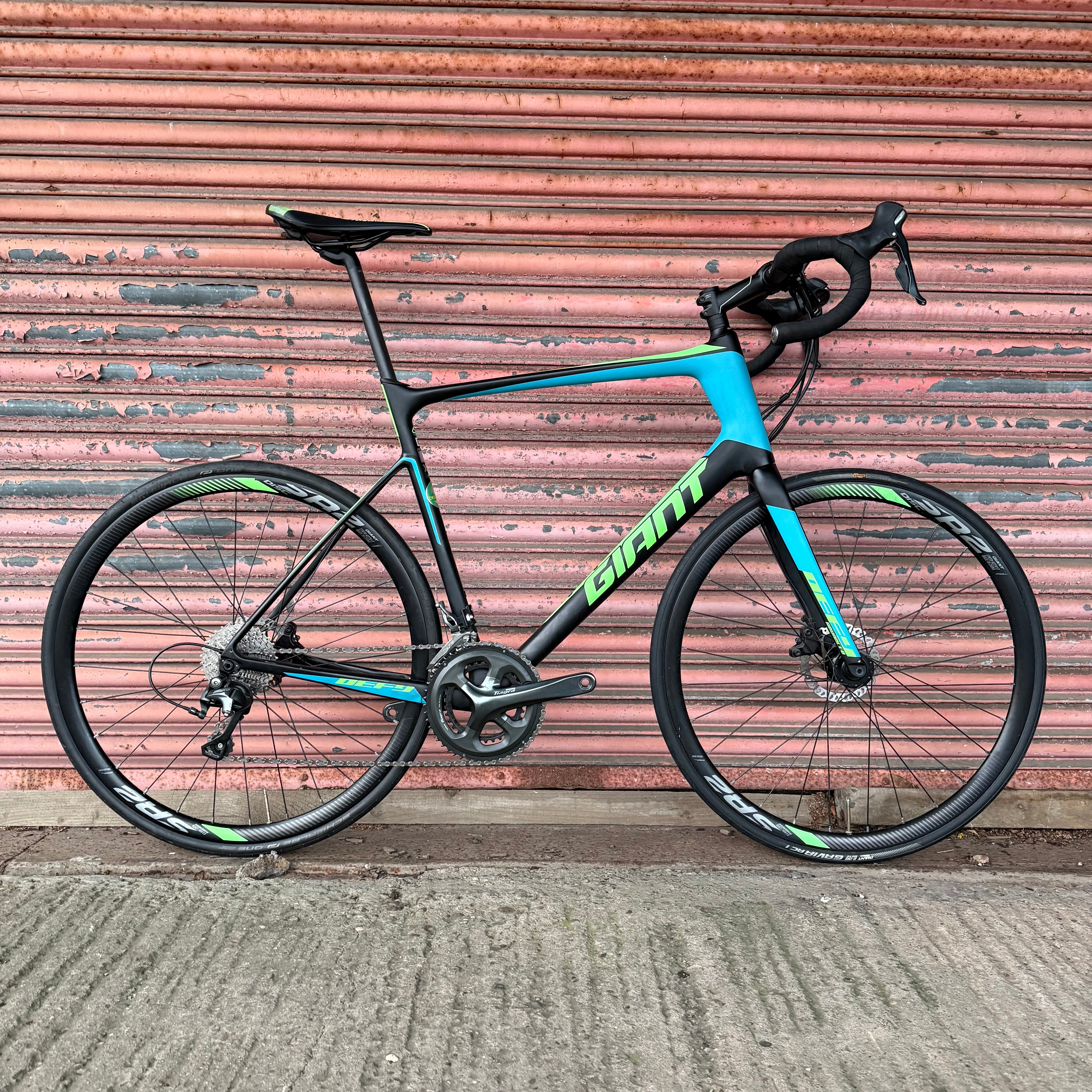 Giant Defy Advanced 3 Tiagra Carbon Endurance Road Bike