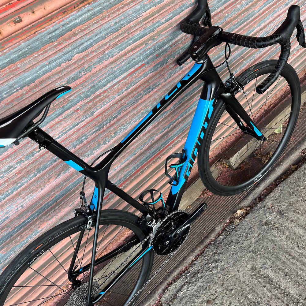 Giant TCR Advanced SL 0 SRAM eTap Carbon Road Bike