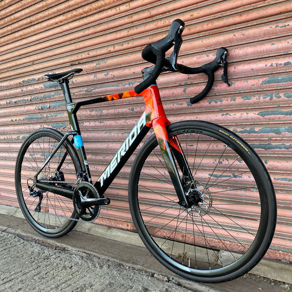 Merida Reacto 5000 Bahrain Victorious Ultegra Carbon Disc Aero Road Bike - L 56cm