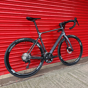 Bianchi Infinito 105 12 Speed Carbon Disc Road 2025