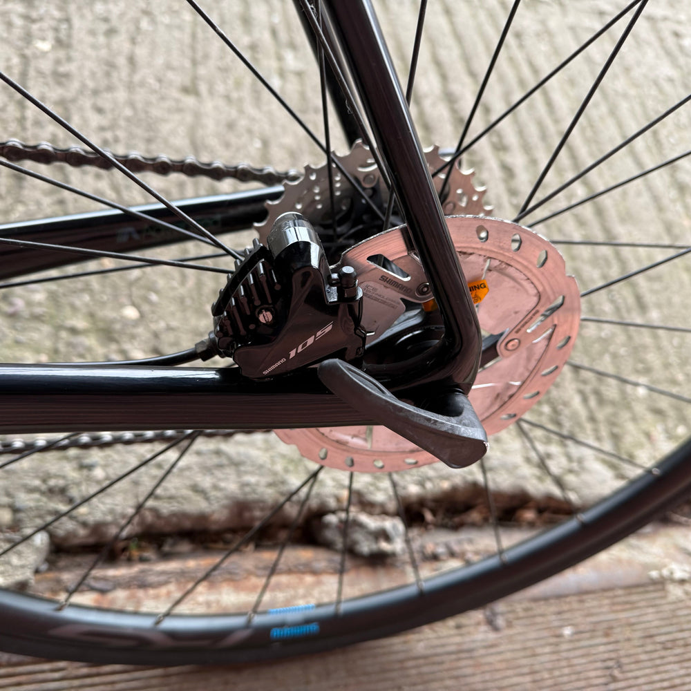 Giant TCR Advanced Pro 2 Shimano 105 Carbon Disc Road Bike - L 58cm