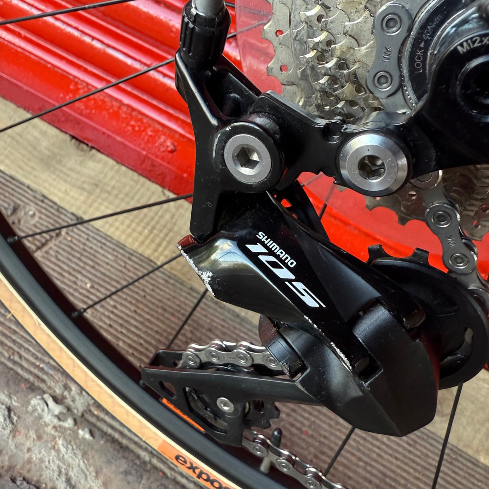 Cannondale Synapse SE 105 Carbon Disc Road Bike
