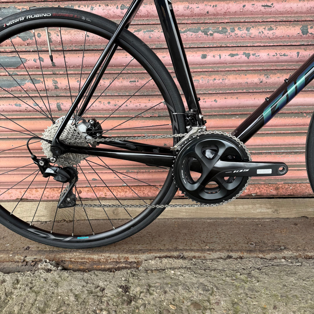 Giant TCR Advanced Pro 2 Shimano 105 Carbon Disc Road Bike - L 58cm