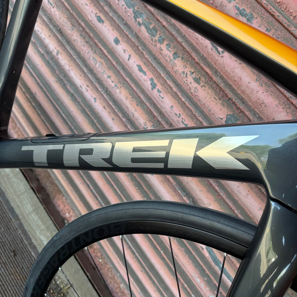 Trek Domane SL5 Shimano 105 Carbon Disc Road Bike