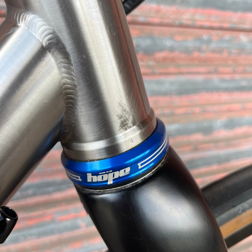 Reilly Spectre All-Road Ti Titanium Ultegra GRX Di2 Disc Road Bike