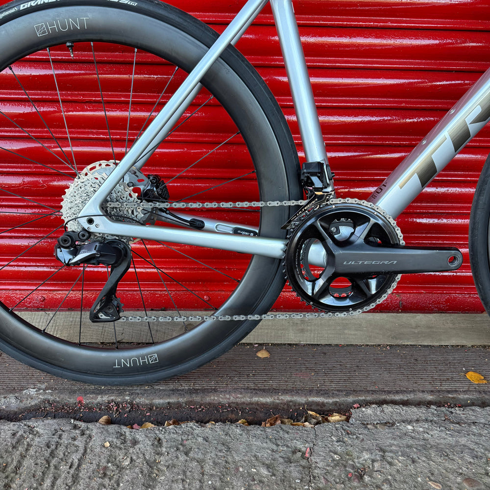 Trek Emonda SL Ultegra Di2 12sp Carbon Disc Road Bike - 54cm