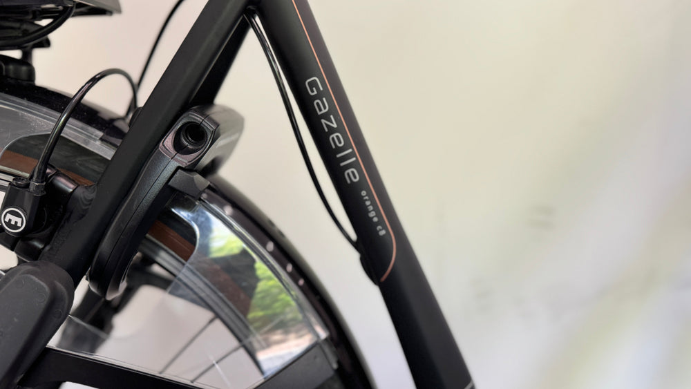 Gazelle Orange C8