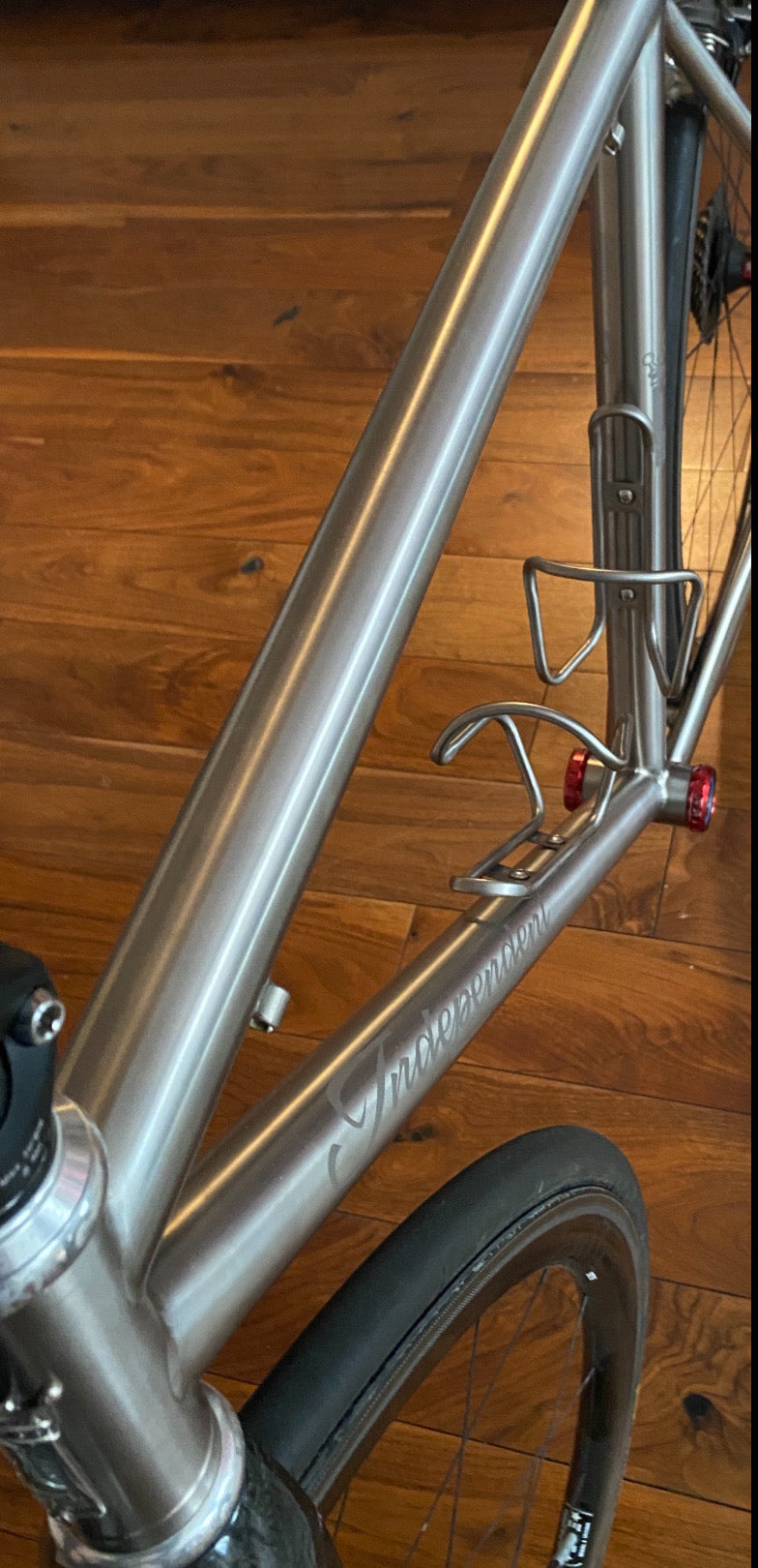 independent fabrication https://ifbikes.com/road/titanium-crown-jewel/ 2020