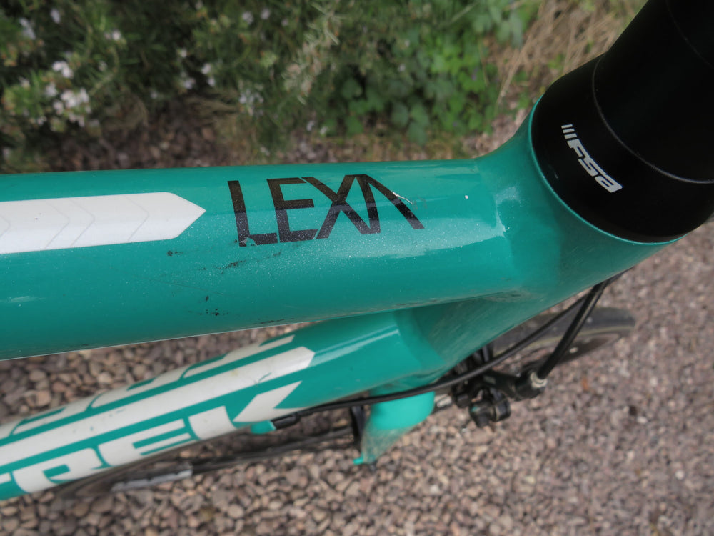 Trek Lexus W road