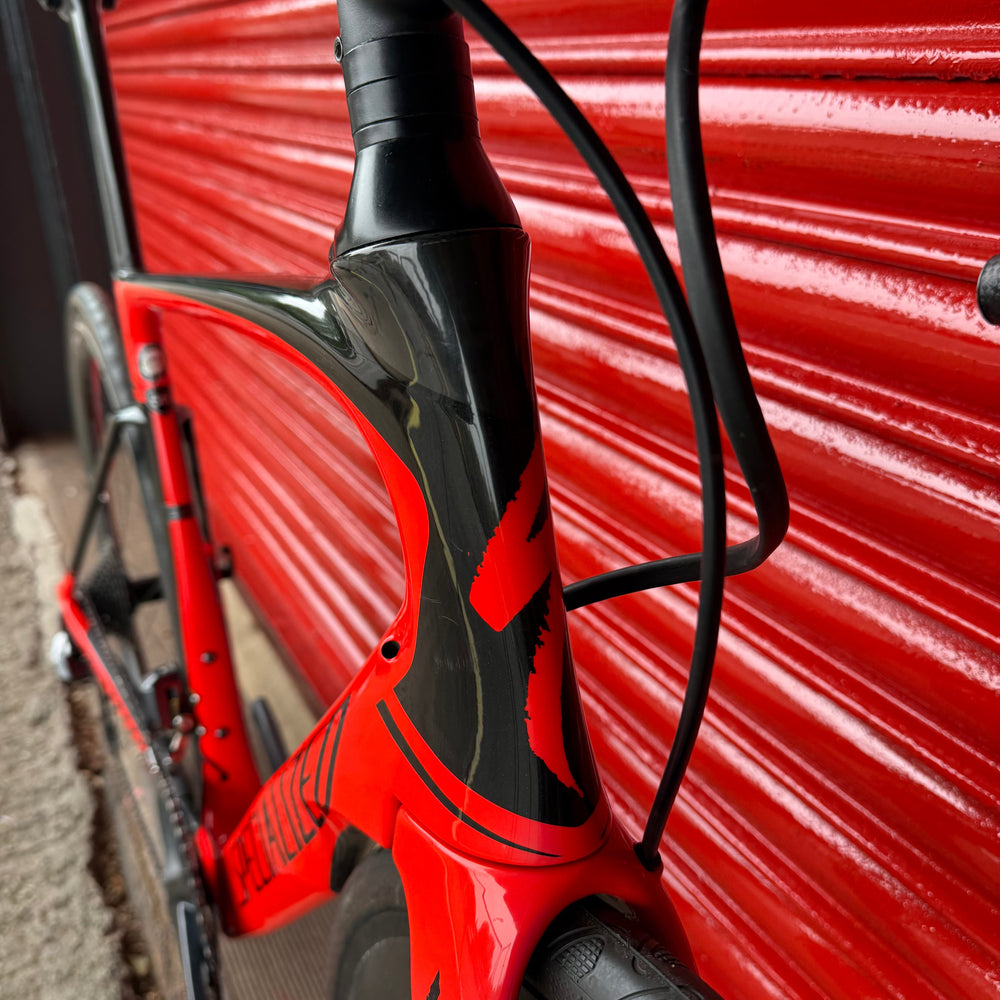 Specialized Venge Ultegra Di2 Carbon Disc Road Bike - 56cm