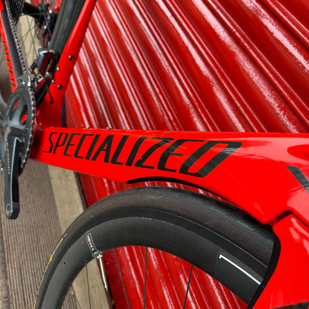 Specialized Venge Ultegra Di2 Carbon Disc Road Bike - 56cm