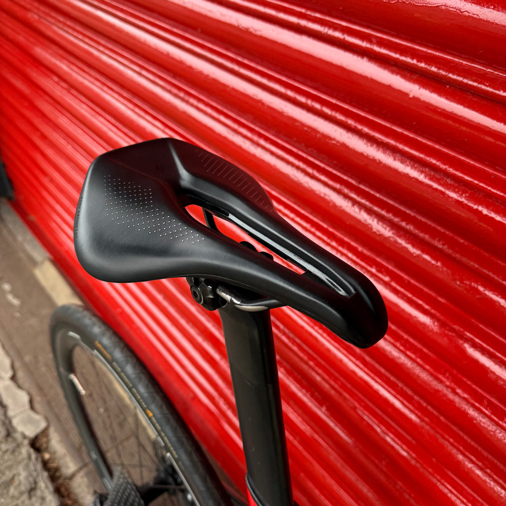 Specialized Venge Ultegra Di2 Carbon Disc Road Bike - 56cm