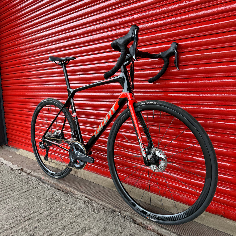 Giant TCR Advanced Pro Ultegra Di2 Carbon Disc Road Bike - ML 56cm