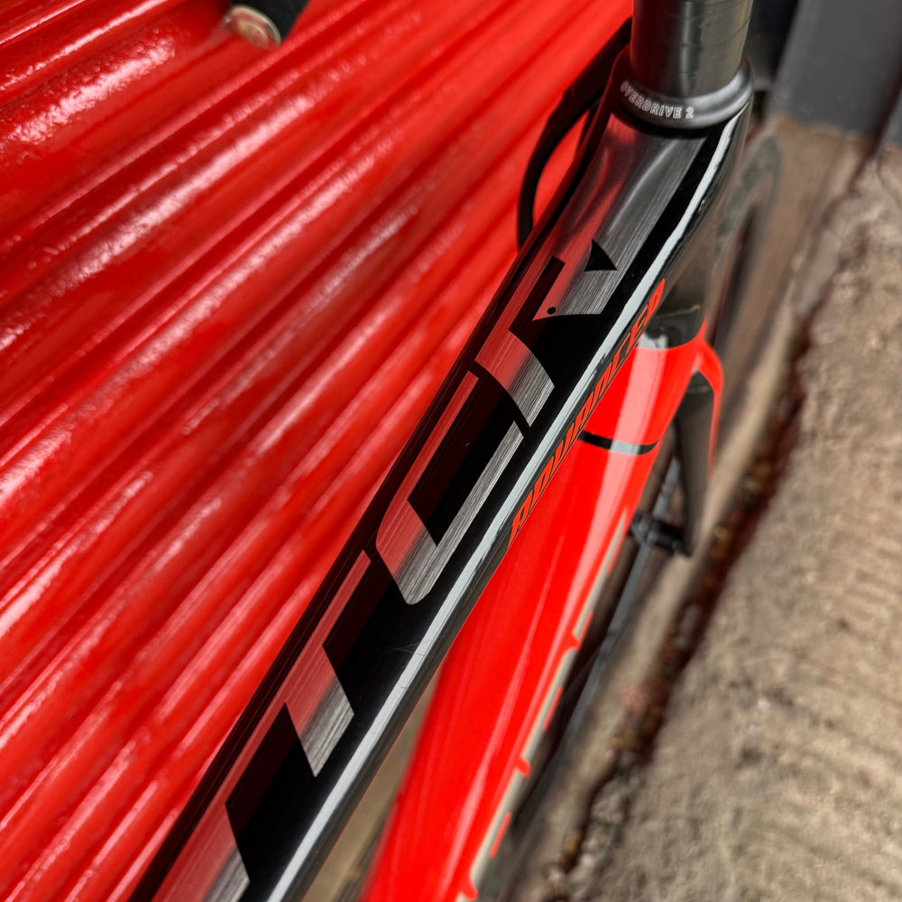 Giant TCR Advanced Pro Ultegra Di2 Carbon Disc Road Bike - ML 56cm