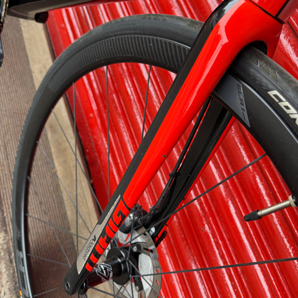 Giant TCR Advanced Pro Ultegra Di2 Carbon Disc Road Bike - ML 56cm