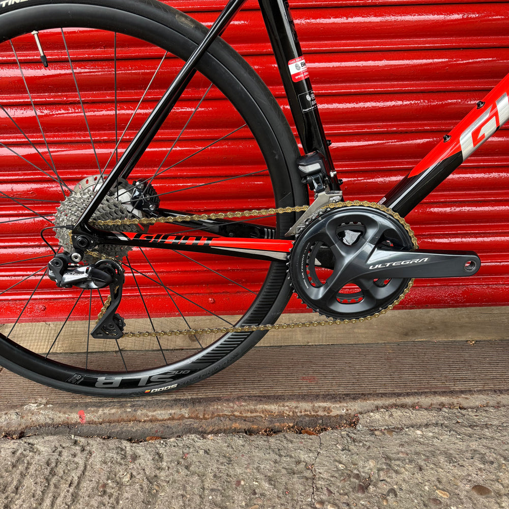 Giant TCR Advanced Pro Ultegra Di2 Carbon Disc Road Bike - ML 56cm