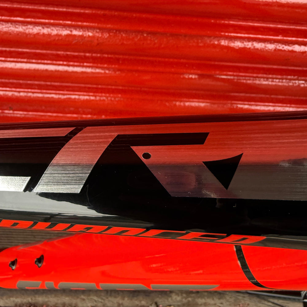 Giant TCR Advanced Pro Ultegra Di2 Carbon Disc Road Bike - ML 56cm