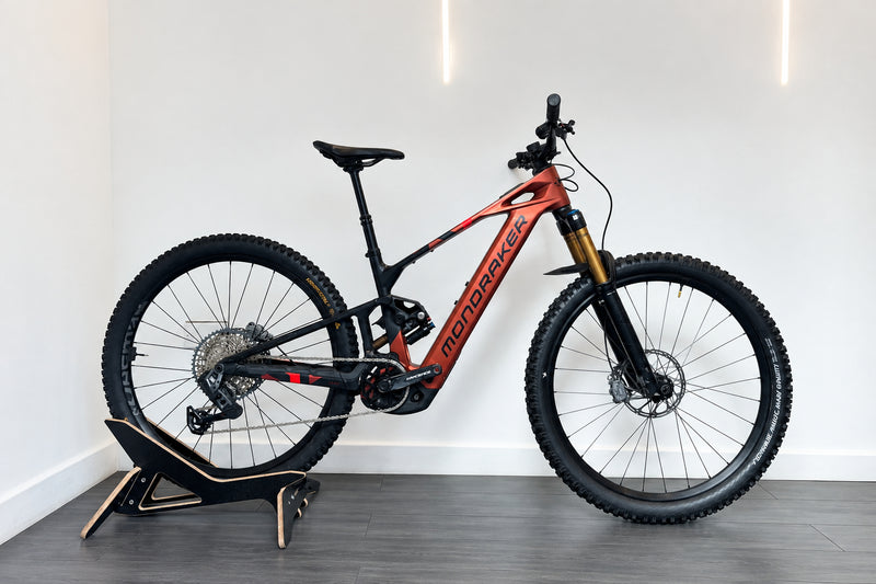 Mondraker Crafty RR 800Wh SRAM GX AXS Fox 38 2025