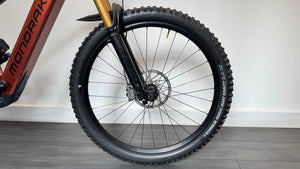 Mondraker Crafty RR 800Wh SRAM GX AXS Fox 38 2025