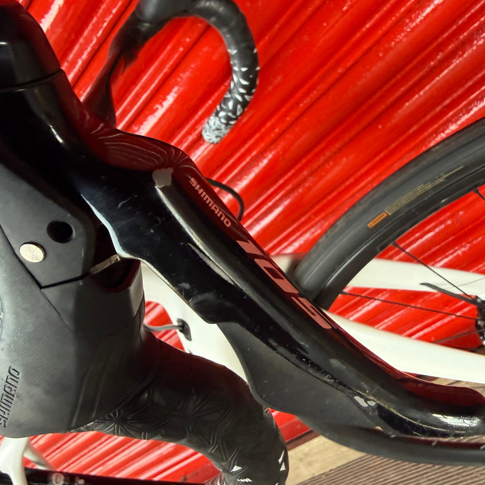 Lapierre Xelius SL 5.0 Shimano 105 Carbon Disc Road Bike - S 54cm