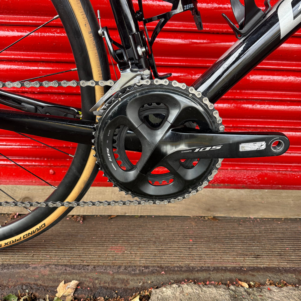 Giant Defy Advanced Pro Shimano 105 Carbon Disc Road Bike - L 58cm