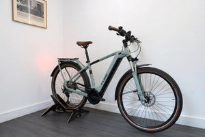 Cube Touring Hybrid Pro 625 2022