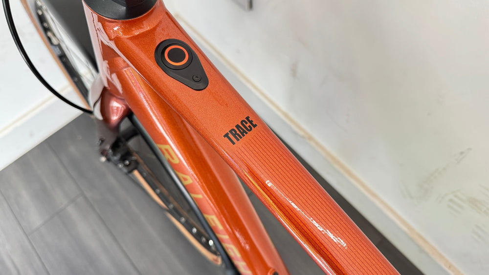 Raleigh Trace Copper Red Medium 50cm Hybrid bike RRP £1650 Only 30 miles
