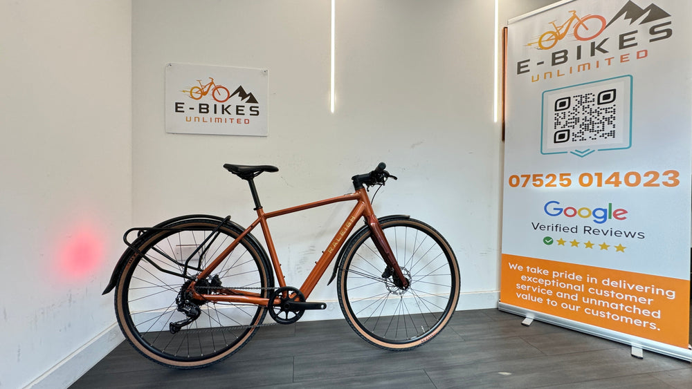 Raleigh Trace Copper Red Medium 50cm Hybrid bike RRP £1650 Only 30 miles