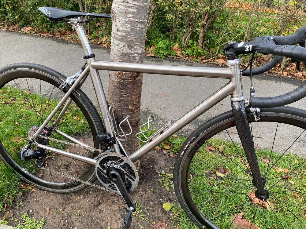 independent fabrication https://ifbikes.com/road/titanium-crown-jewel/ 2020