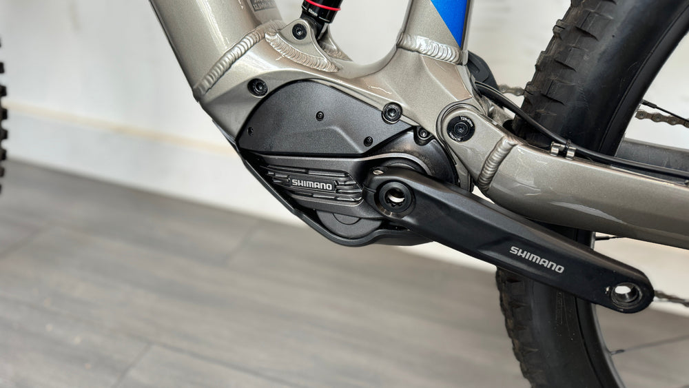 GT e-Force AMPe MTB Mountain Bike LARGE bike ONLY 12 miles 29er Yari forks