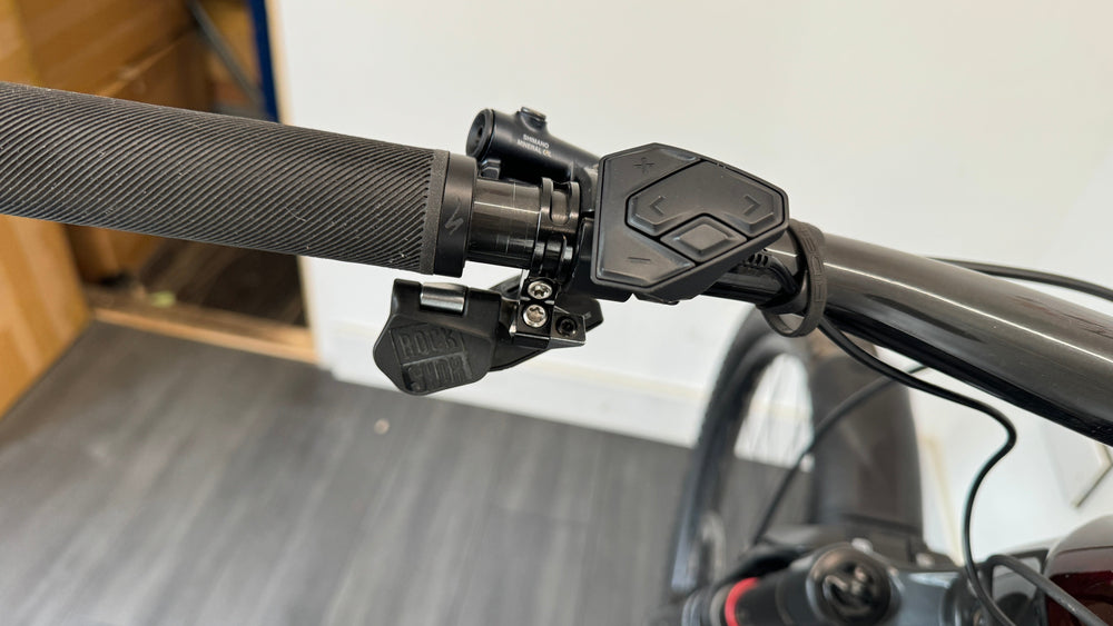 Trek Rail 9.8 XT LARGE Carbon Red Lithium Grey AXS dropper and Gears Invisiframe 625Wh