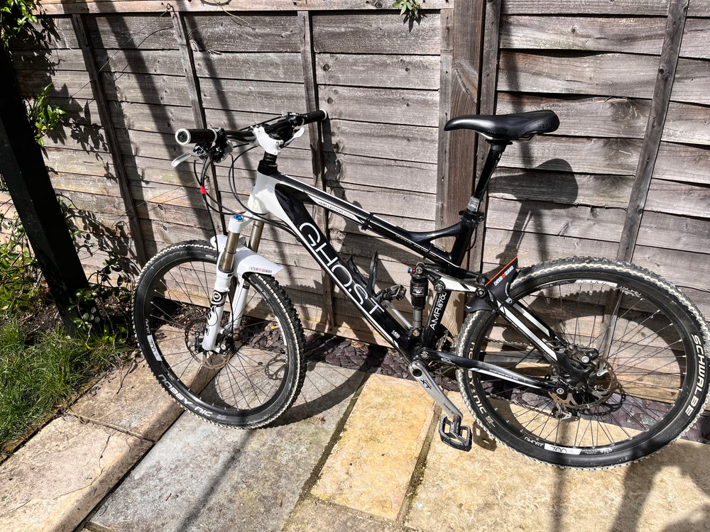 Ghost AMR Lector 8700 2011