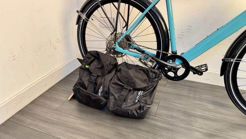 Orbea Vibe H30 Hybrid EBike LARGE Only 20 miles RRP £2200 Blue Excellent Panniers