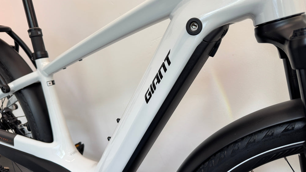 Giant Explore E+ 0 DD Automatiq 800Wh battery Gates Drive