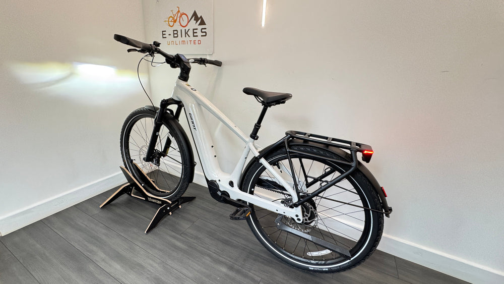 Giant Explore E+ 0 DD Automatiq 800Wh battery Gates Drive