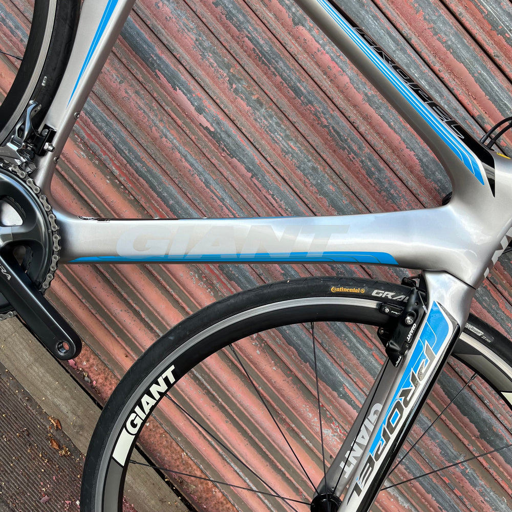 Giant Propel Advanced 2 Ultegra Carbon Aero Road Bike