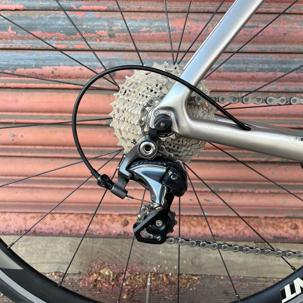 Giant Propel Advanced 2 Ultegra Carbon Aero Road Bike