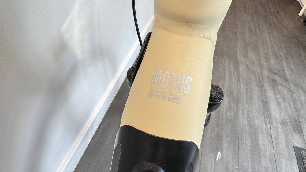 Raleigh Motus GT Lowstep Derailleur Extra Small Cream 1.