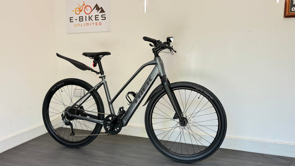 Trek Dual Sport+ 2 Stagger Electric bike MEDIUM Hybrid eBike Galactic Grey