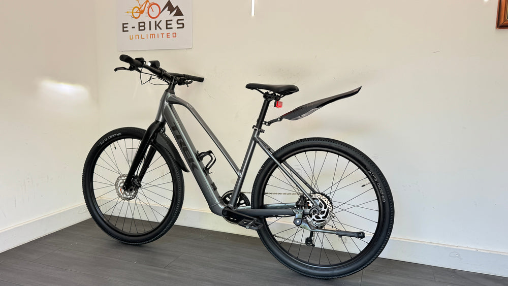 Trek Dual Sport+ 2 Stagger Electric bike MEDIUM Hybrid eBike Galactic Grey